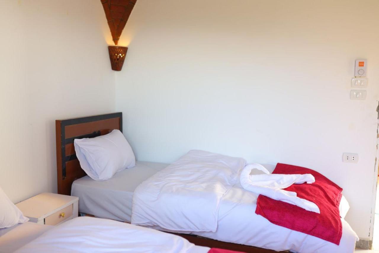 Quiet Gate Guest House Lel Agalta Exterior foto